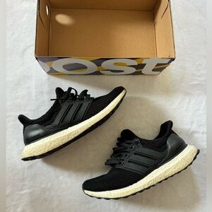 Women’s Ultra Boost Black Size 6 Adidas